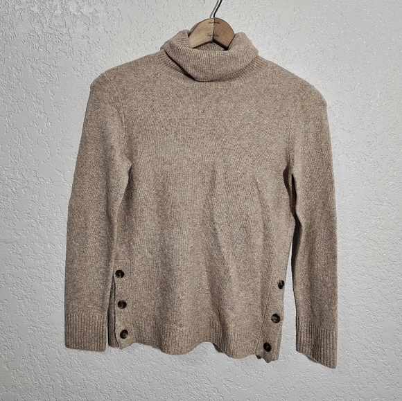 NWT J. Crew Beige Wool Blend Turtleneck Sweater - Picture 1 of 4